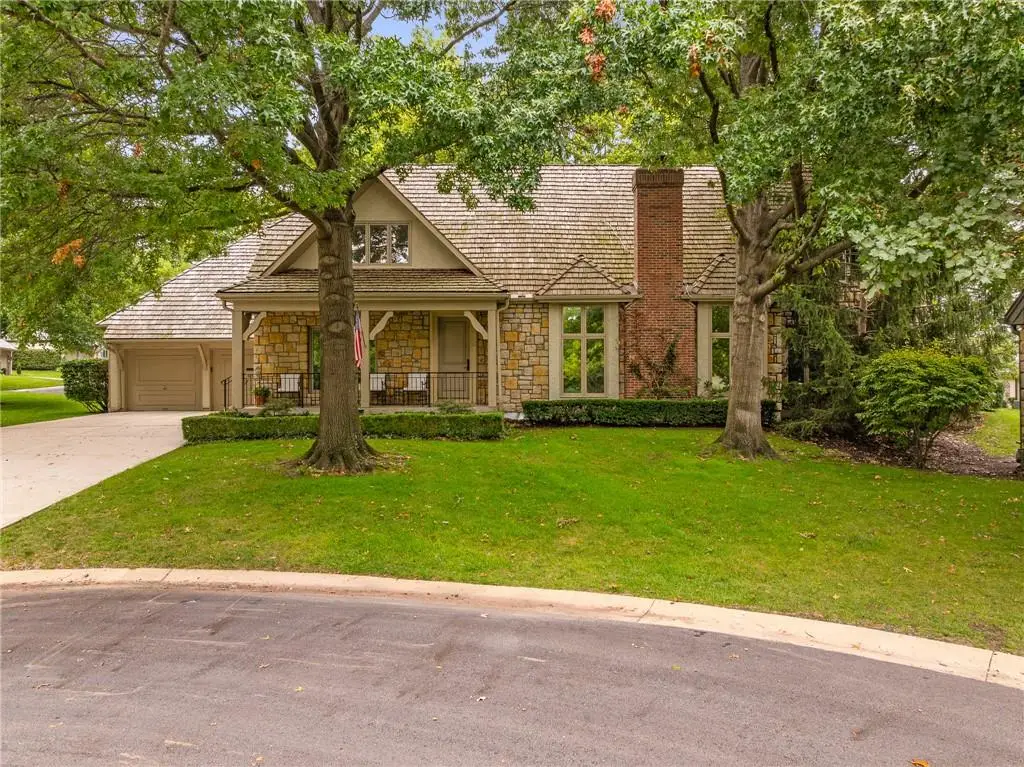 61 Le Mans Court, Prairie Village, KS 66208 - #1