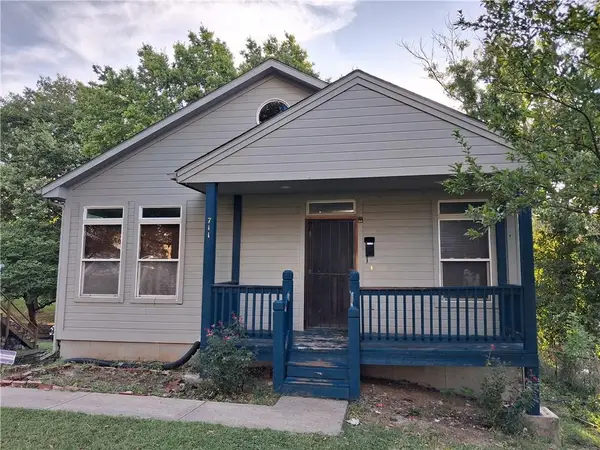 711 Brooklyn Avenue, Kansas City, MO 64124