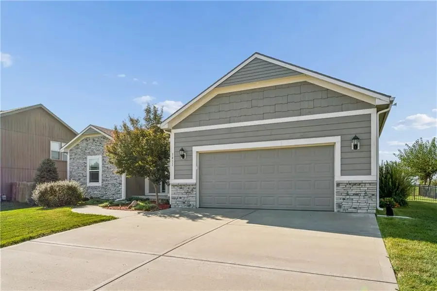 1411 N 3rd Street E, Louisburg, KS 66053 - #2