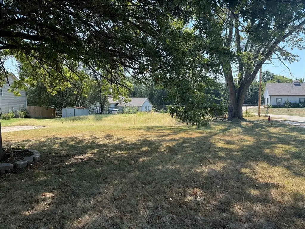 301 10th Ave Circle N, Greenwood, MO 64034 - #1