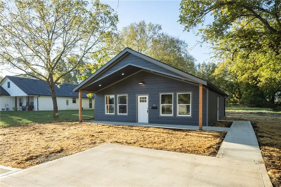 305 E Pacific Street, Holden, MO 64040 - #2
