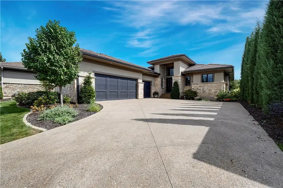 6013 W 137 Street, Overland Park, KS 66223 - #2