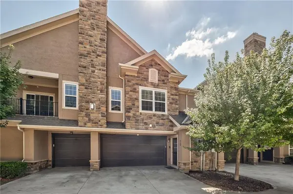 16019 Fontana Street #240, Overland Park, KS 66085