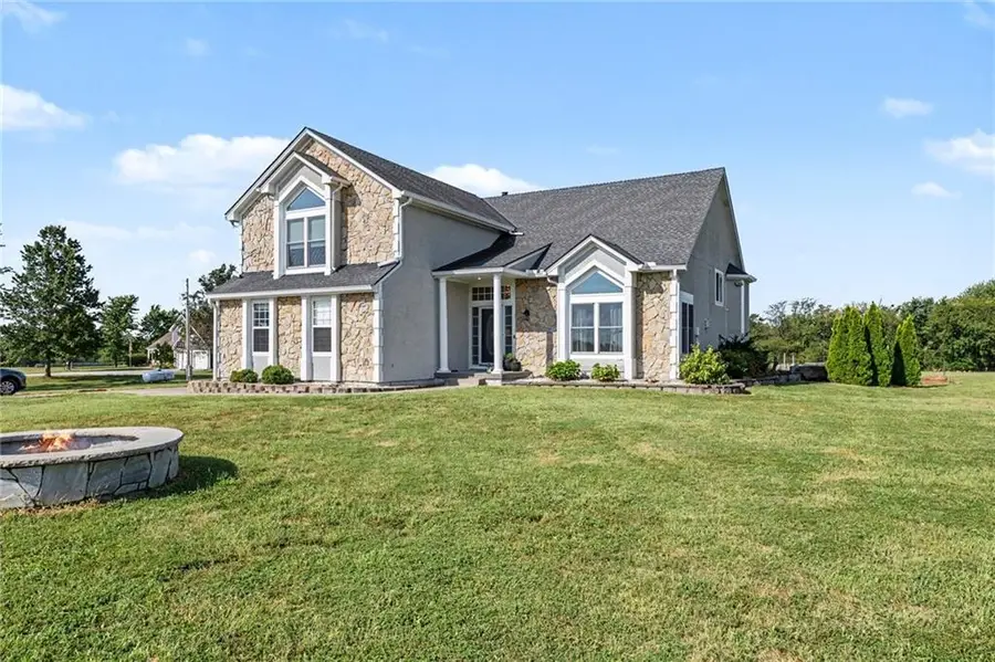 19006 S Prairie Lane, Raymore, MO 64083 - #3