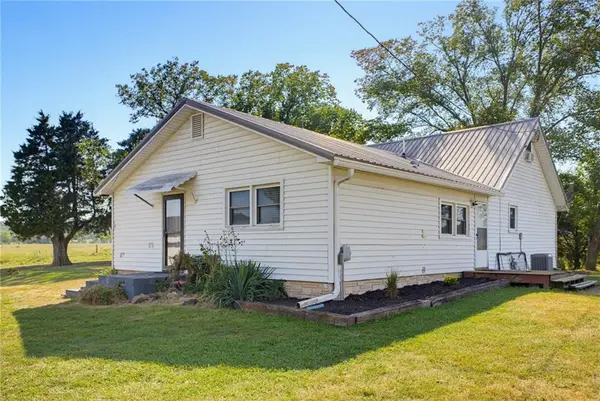 13962 Liv 424 Road, Chillicothe, MO 64601