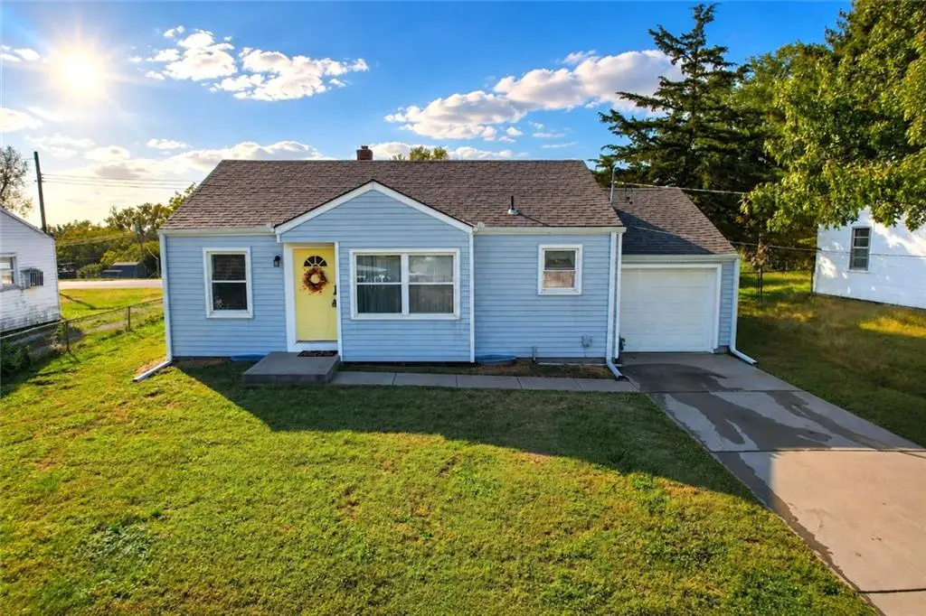 102 Westview Place, Excelsior Springs, MO 64024 - #1
