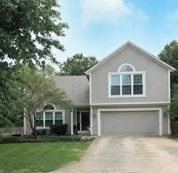 308 N 15th Street, Louisburg, KS 66053