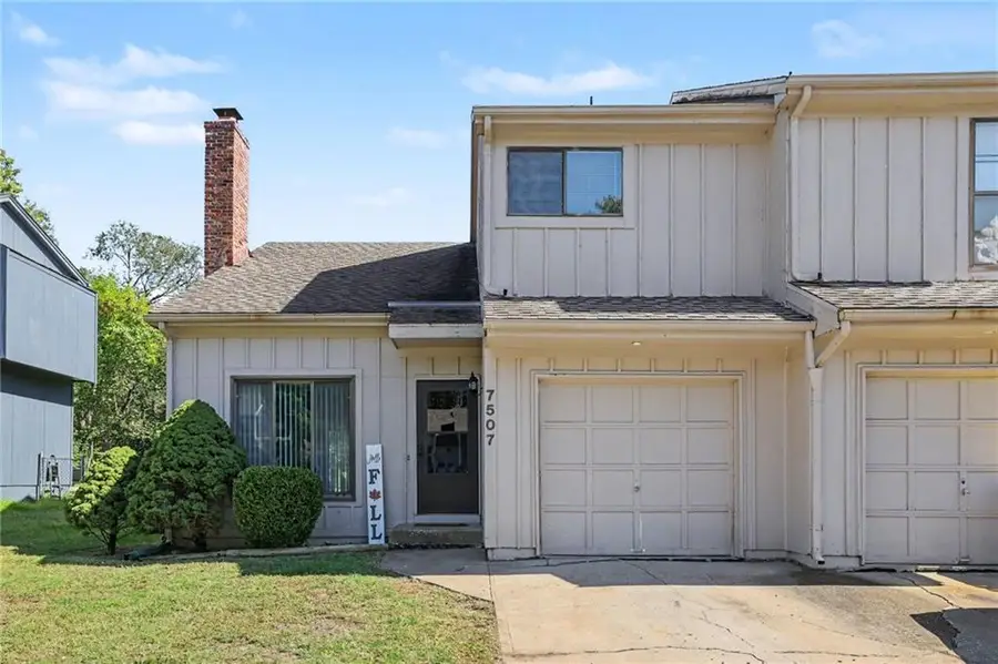 7507 Long Avenue, Lenexa, KS 66216 - #2