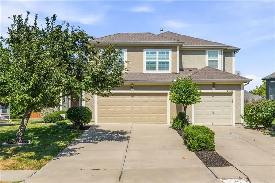22610 W 72nd Terrace, Shawnee, KS 66227 - #3