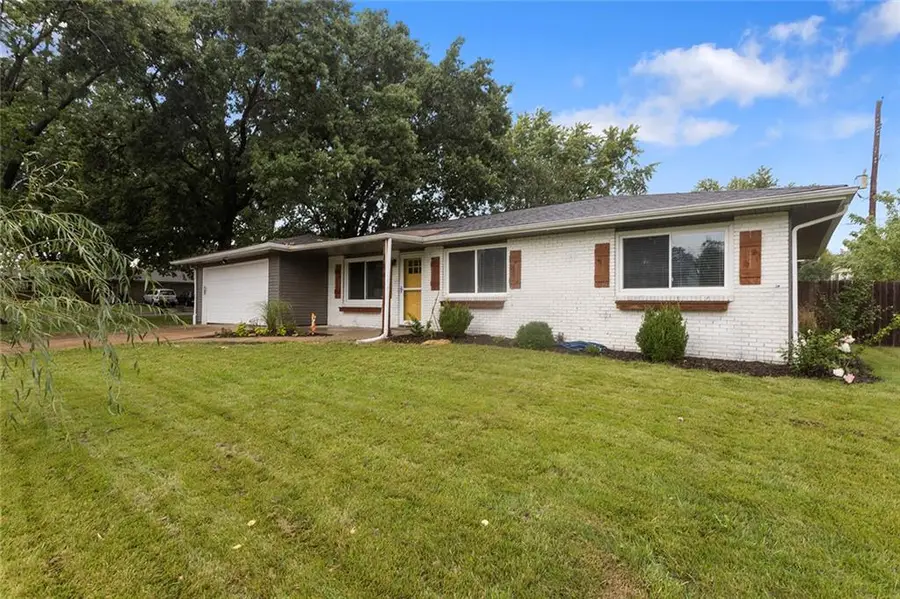 1842 W 27th Terrace, Lawrence, KS 66046 - #2
