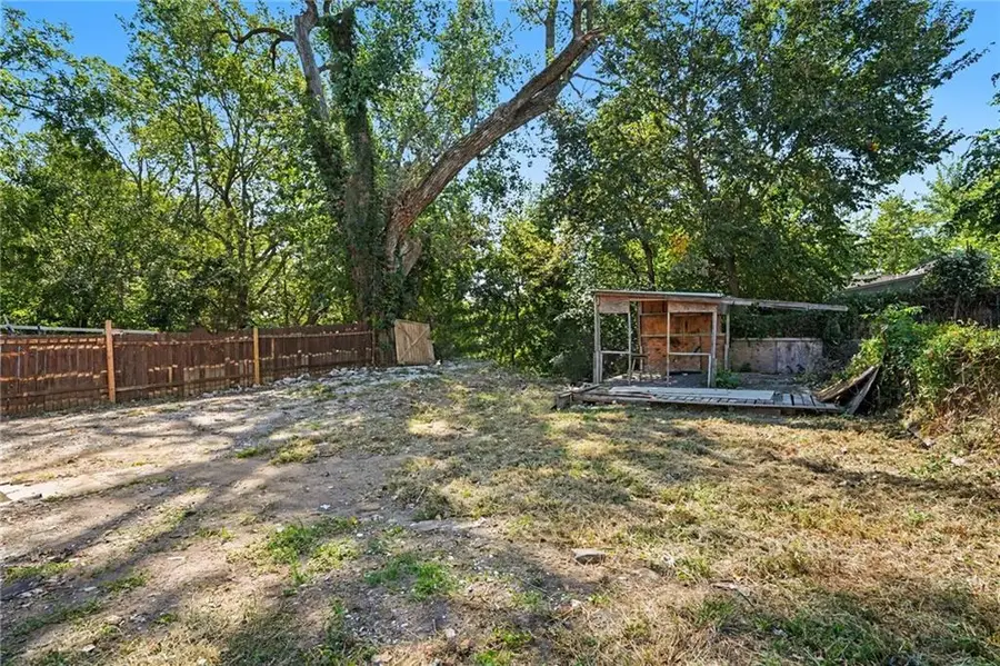 1139 Garfield Avenue, Kansas City, KS 66104 - #3
