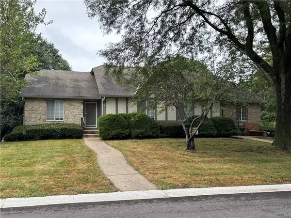 1113 NW 12th Street, Blue Springs, MO 64015