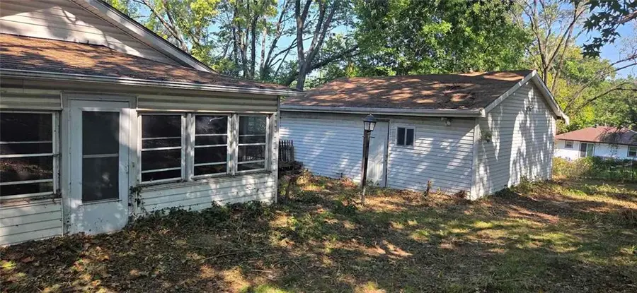 4331 NE Kelsey Road, Kansas City, MO 64116 - #3
