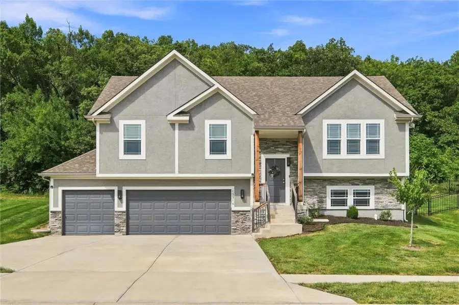 12216 E 89th Terrace, Kansas City, MO 64138 - #2