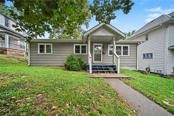 2609 Faraon Street, St Joseph, MO 64501