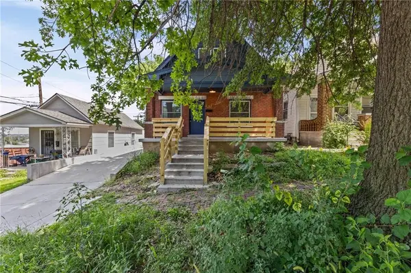 11 S Tremont Street, Kansas City, KS 66101