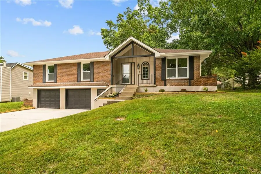 113 SW Concord Court, Blue Springs, MO 64014 - #2