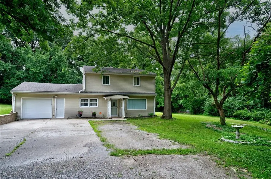 4413 N Bellefontaine Avenue, Kansas City, MO 64117 - #2