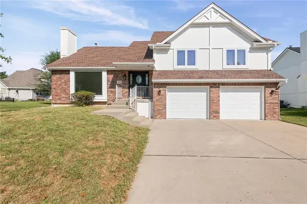 2018 NW 81st Place, Kansas City, MO 64151