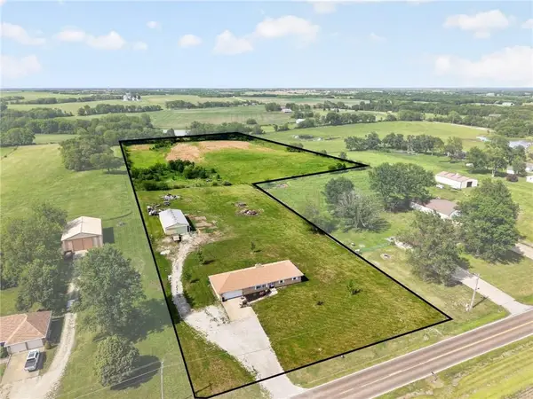 8520 SW Z Highway, Trimble, MO 64492