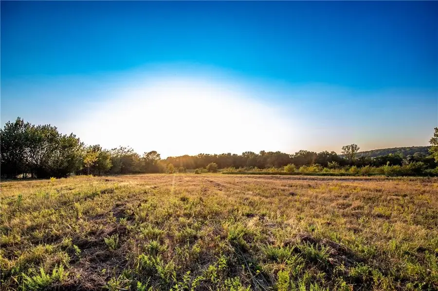 1124 Xavier Road, Mapleton, KS 66754 - #2