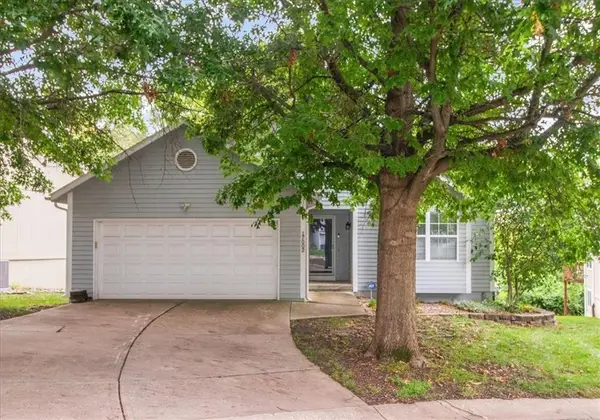 17002 E 45 Street S, Independence, MO 64055