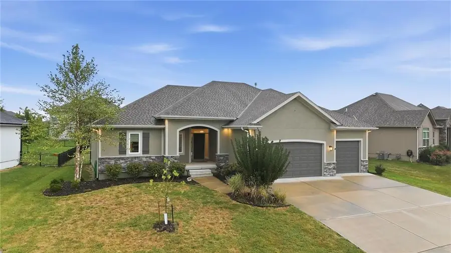 1067 SW Conch Circle, Lees Summit, MO 64064 - #2