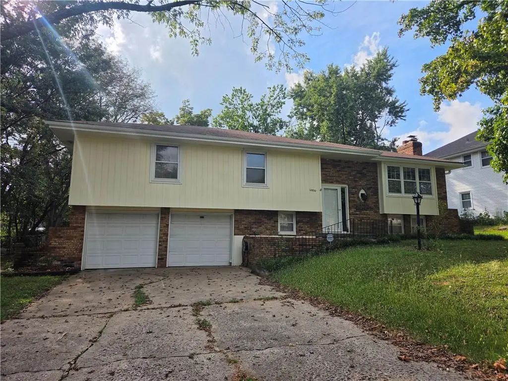 12800 Ewing Avenue, Grandview, MO 64030 - #1