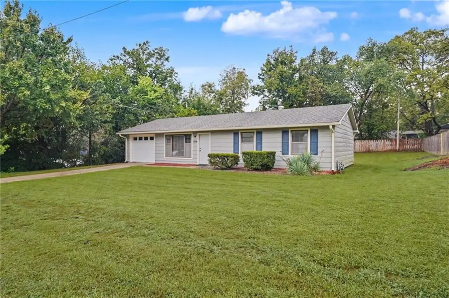 1306 E 16th Street, Lawrence, KS 66044 - #2