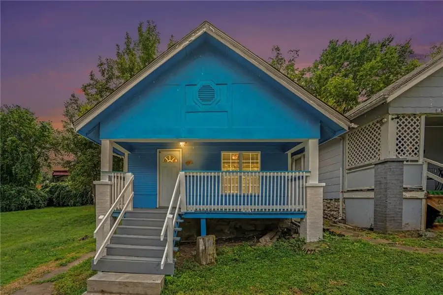 6039 E 14th Street, Kansas City, MO 64126 - #2