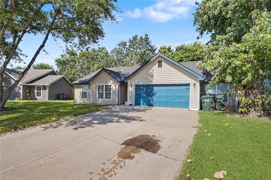 3424 Chance Lane, Lawrence, KS 66047 - #3