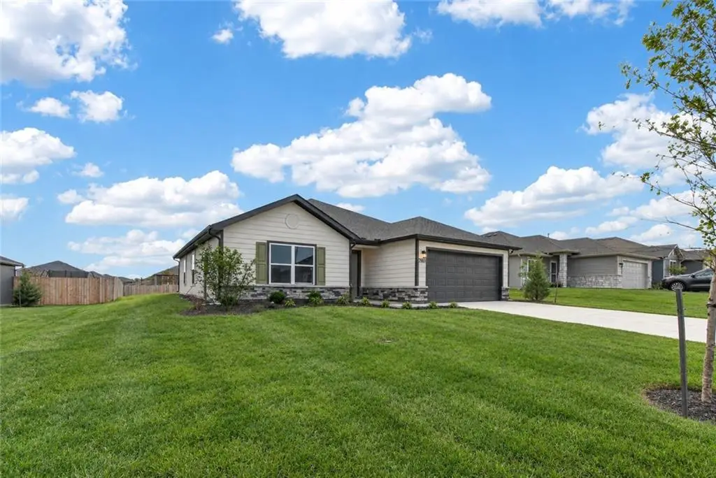 7908 SE 5th Street, Blue Springs, MO 64014 - #1