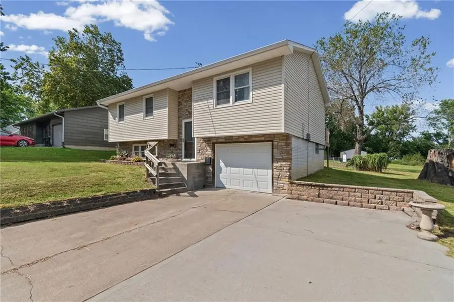408 W 10th Street, Carrollton, MO 64633 - #2