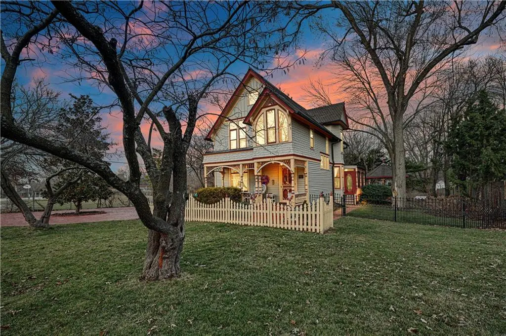 401 S Harrison Street, Olathe, KS 66061 - #1