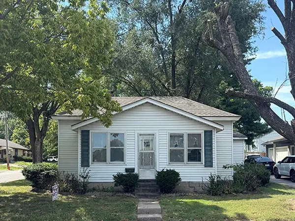 201 NW 15th Street, Blue Springs, MO 64015