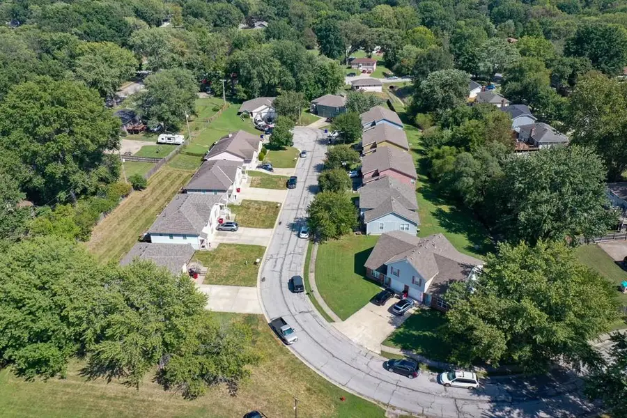 403,406&408,412&414 SW Joy Court, Blue Springs, MO 64014 - #3