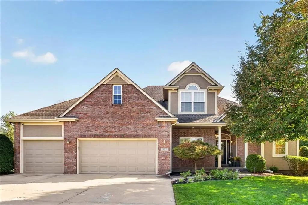 2633 SW Wintergarden Drive, Lees Summit, MO 64081 - #1