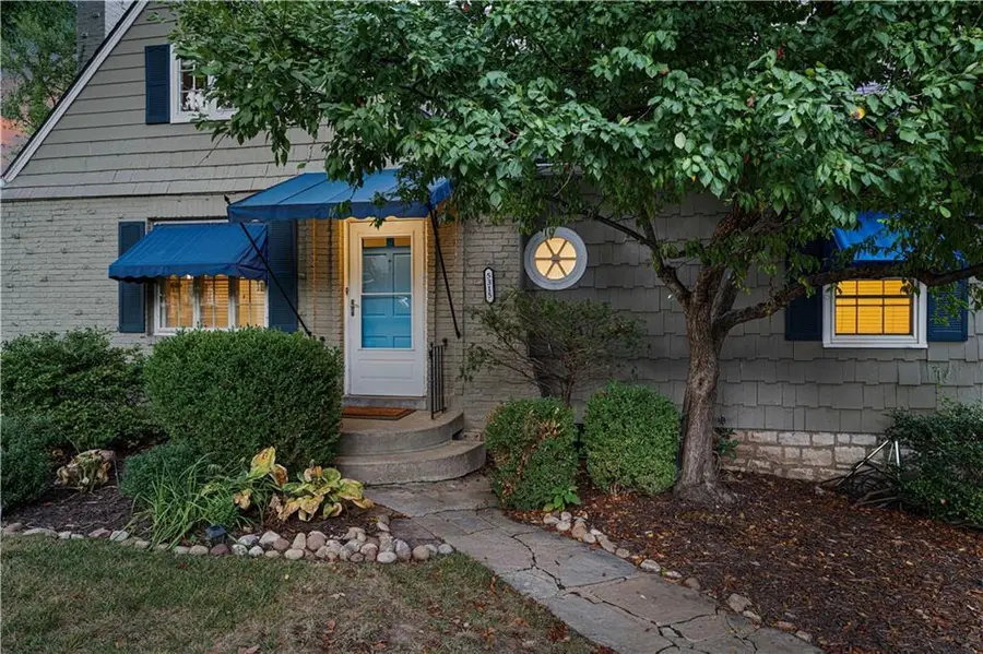 5315 Norwood Street, Fairway, KS 66205 - #3