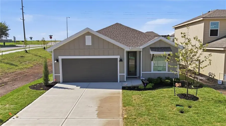1301 Saddle Court, Raymore, MO 64083 - #2