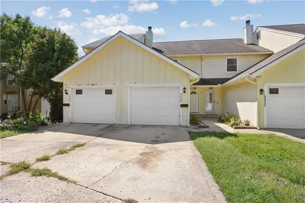 9926 N Cherry Drive, Kansas City, MO 64155