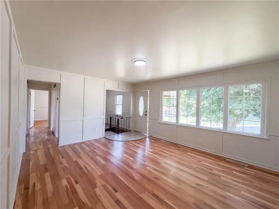 1020 Garden Street, Saint Joseph, MO 64504 - #3