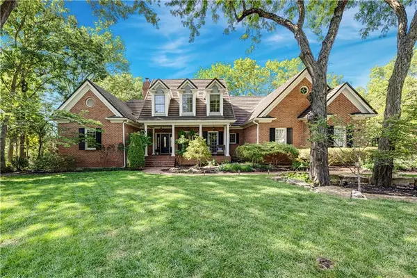 20 E Loch Lloyd Parkway, Loch Lloyd, MO 64012
