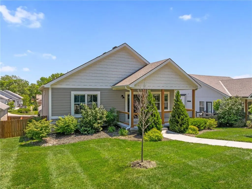 8435 Ottawa Street, De Soto, KS 66018 - #1