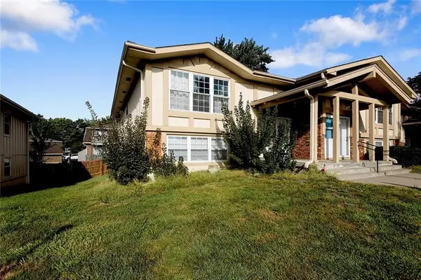1476 NW 64th Terrace, Kansas City, MO 64118