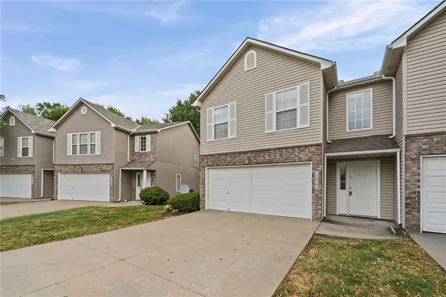 1626 NW Garrett Drive, Blue Springs, MO 64015 - #2