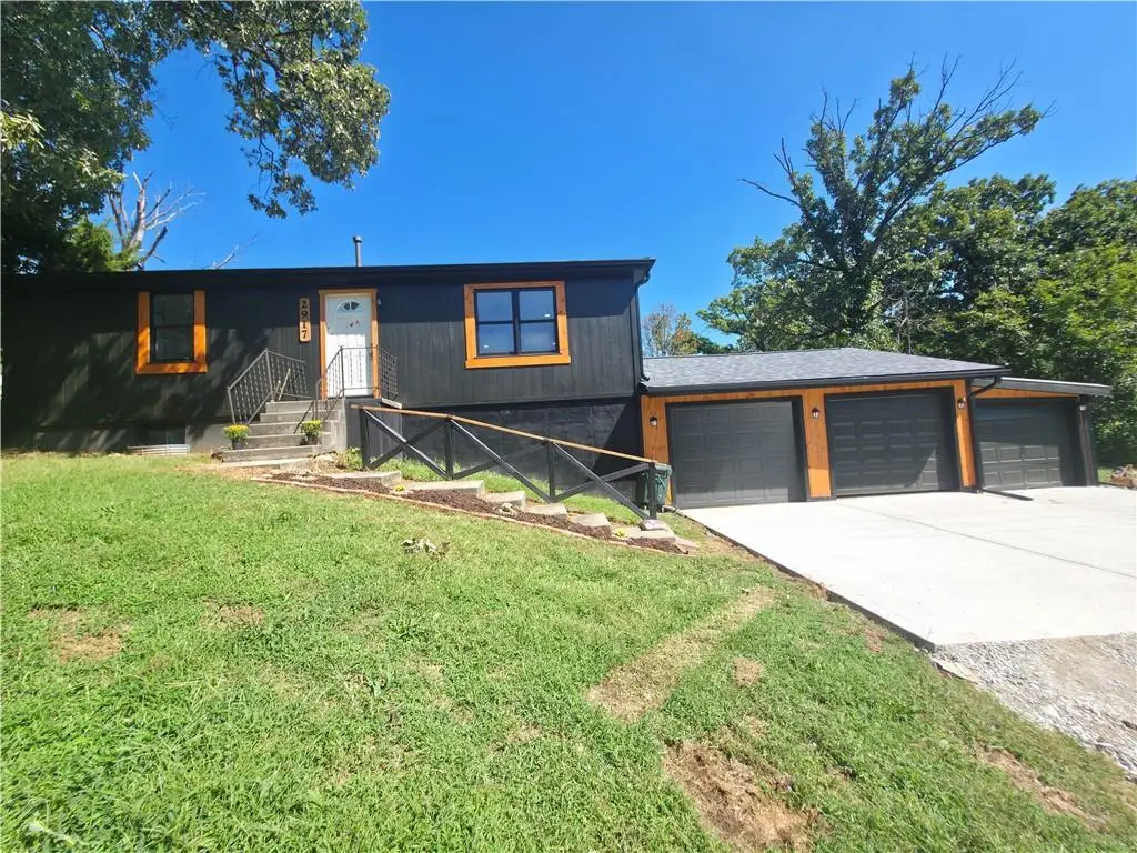 2917 Stark Avenue, Kansas City, MO 64129 - #1