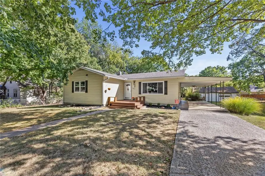 1419 High Street, Baldwin City, KS 66006 - #2
