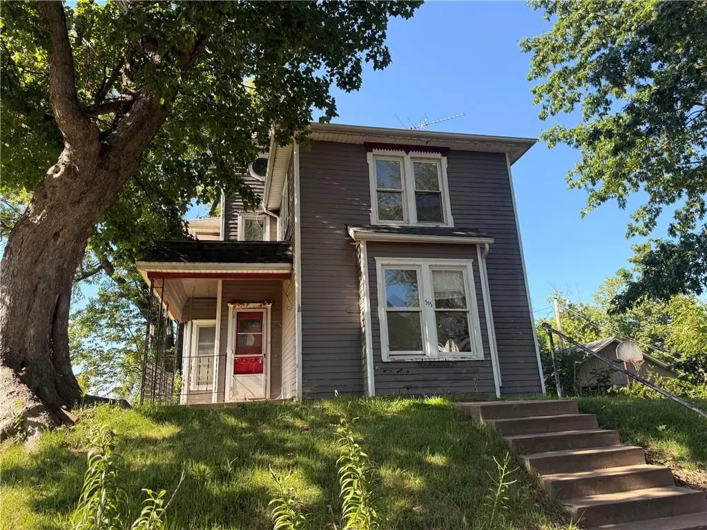 515 T Street, Atchison, KS 66002 - #1