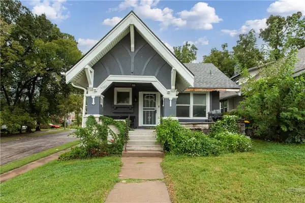 4201 Prospect Avenue, Kansas City, MO 64130
