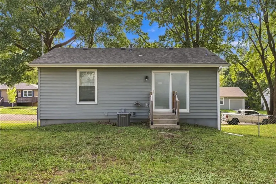 1622 N Emery Street, Independence, MO 64050 - #3
